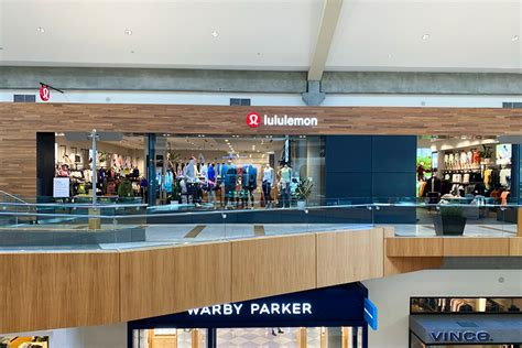 burberry bellevue mall|lululemon Bellevue square.